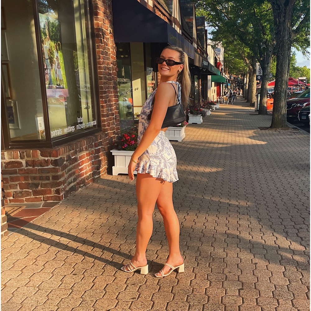 Meet your Posher, Bella